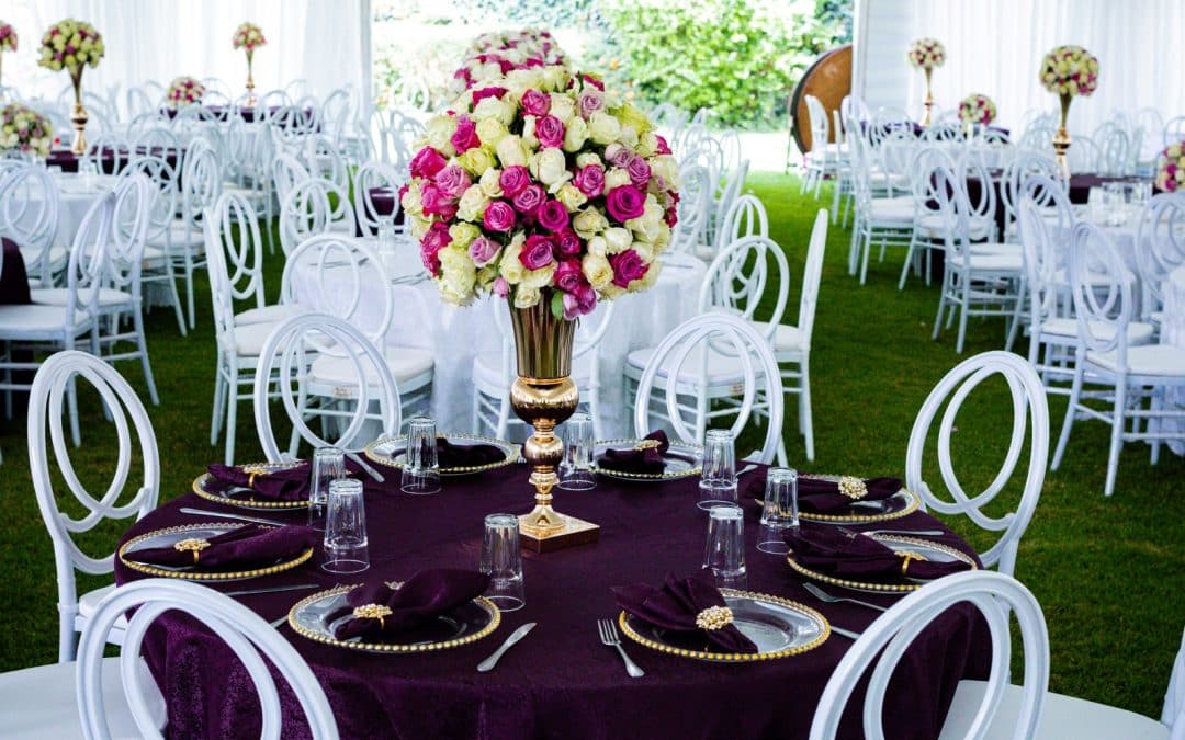 Location mobilier événementiel : tables, chaises et plus